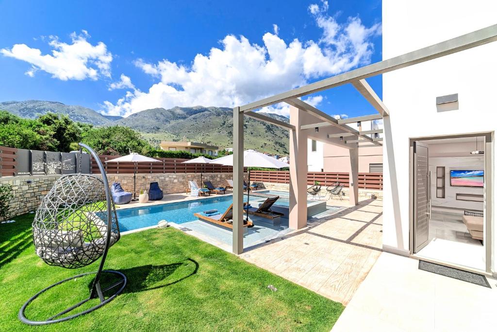Minoas Villas view at the garden